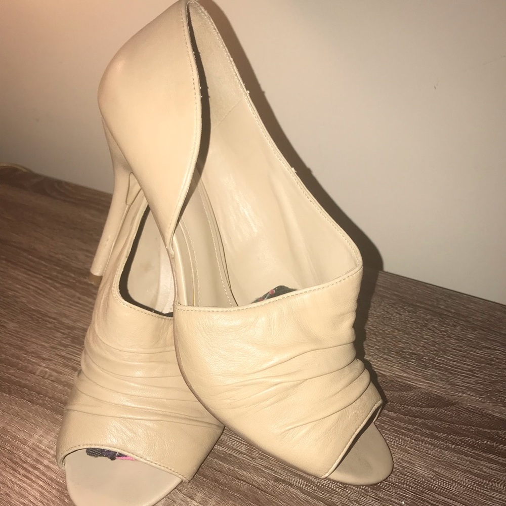Bone peep toe slides